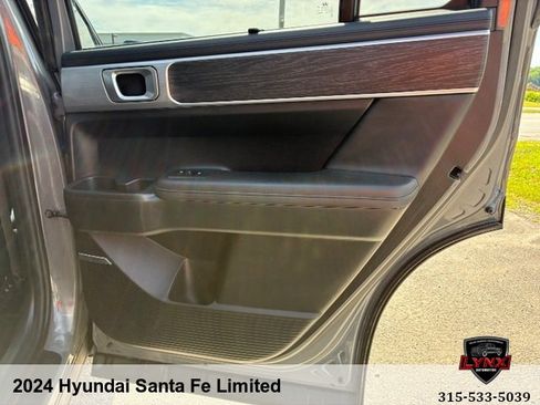 Used 2024 Hyundai Santa Fe Limited AWD/4WD image 43