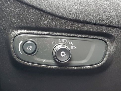 Certified 2024 Chevrolet Equinox LT image 19