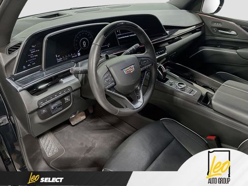 Used 2024 Cadillac Escalade Sport w/ LPO, ONYX Package AWD/4WD image 9
