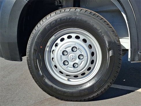 Used 2025 RAM ProMaster 2500 w/ Convenience Group image 8