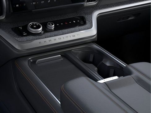 New 2026 Ford Expedition Tremor image 15