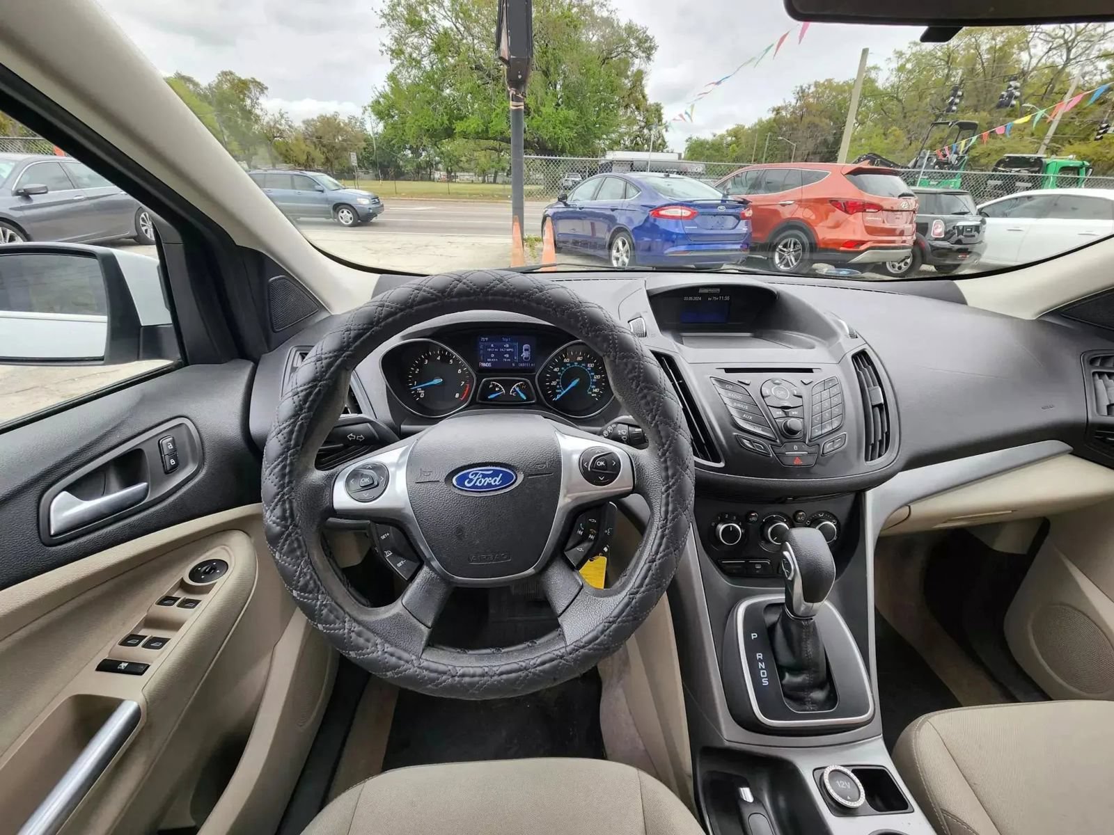 Used 2013 Ford Escape SE FWD image 10