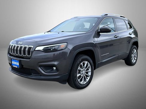 Used 2019 Jeep Cherokee Latitude Plus w/ Cold Weather Group AWD/4WD image 1