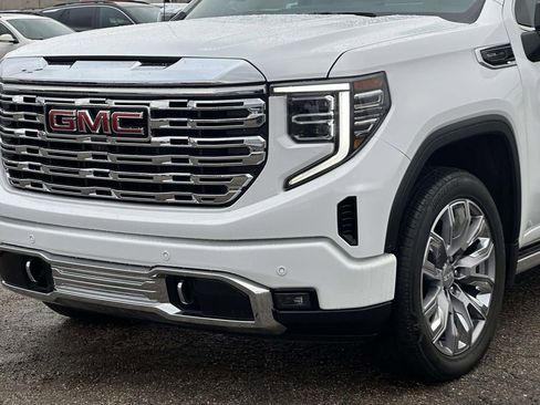 Used 2024 GMC Sierra 1500 Denali w/ Denali Reserve Package image 7