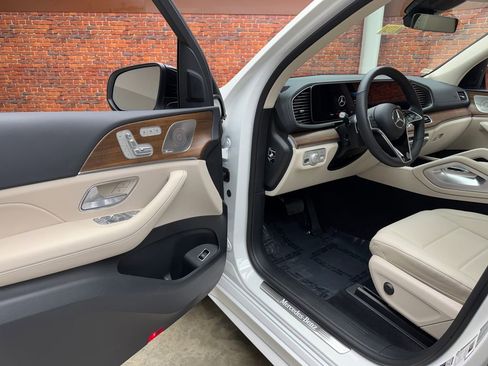 Used 2026 Mercedes-Benz GLE 350 4MATIC image 9