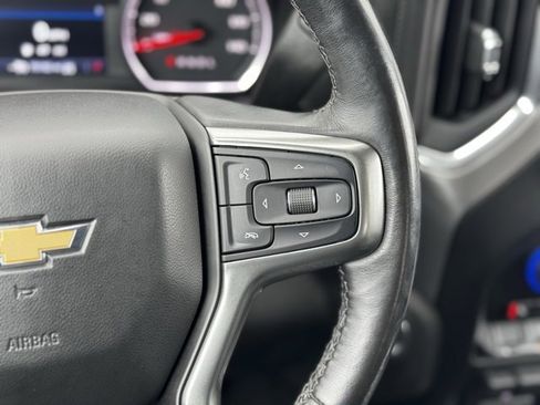 Used 2019 Chevrolet Silverado 1500 LTZ image 27