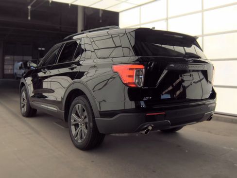 Used 2024 Ford Explorer XLT w/ Equipment Group 202A AWD/4WD image 6