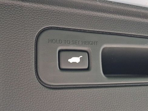 Used 2023 Honda Pilot Touring image 28