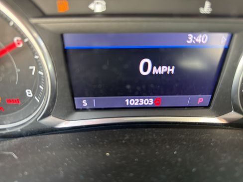 Used 2020 GMC Terrain SLT AWD/4WD image 15