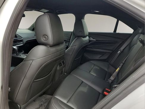 Used 2021 Cadillac CT4 Luxury w/ Bose Premium Audio Package RWD image 9