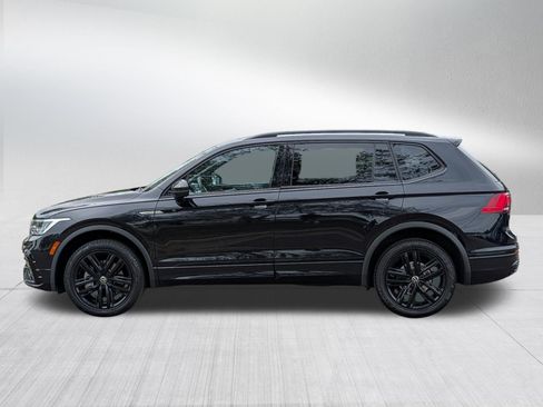 Used 2022 Volkswagen Tiguan SE R-Line AWD/4WD image 4