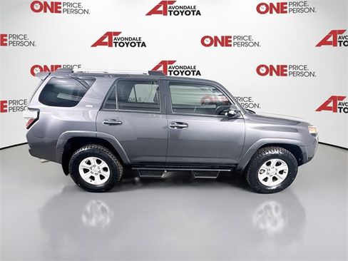 Certified 2022 Toyota 4Runner SR5 Premium image 8