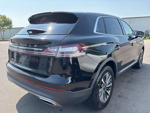 Used 2023 Lincoln Nautilus Reserve w/ Cargo Utility Package FWD image 3