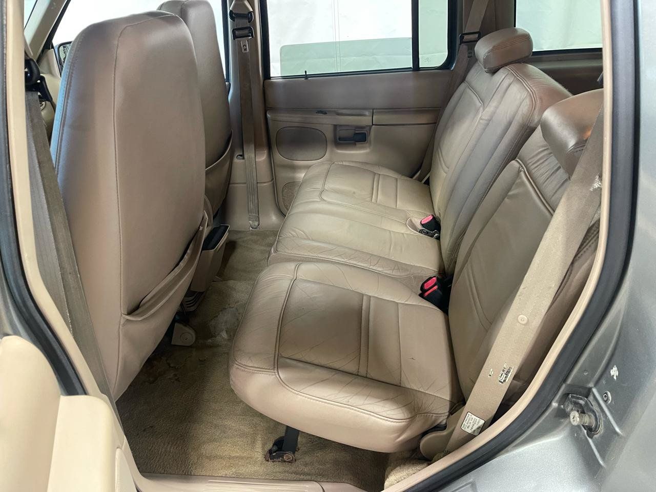 Used 2000 Ford Explorer Eddie Bauer AWD/4WD image 21
