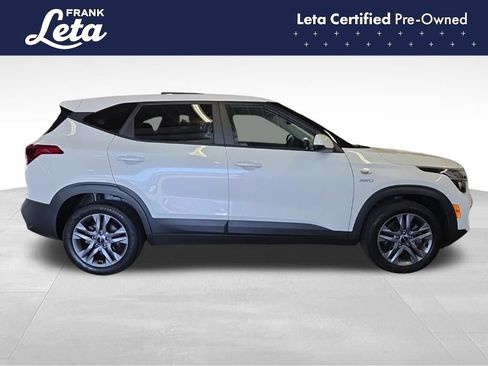 Used 2022 Kia Seltos LX AWD/4WD image 8