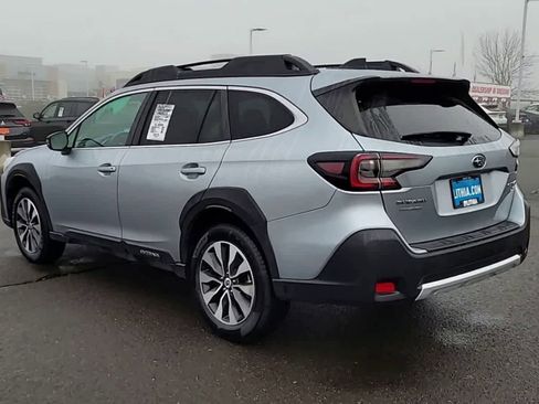 Used 2023 Subaru Outback Limited XT image 6