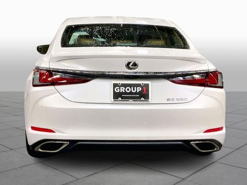 New 2025 Lexus ES 350 w/ Premium Package image 4