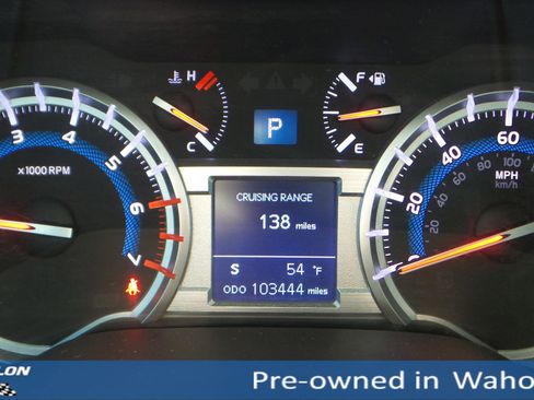 Used 2017 Toyota 4Runner SR5 Premium image 11