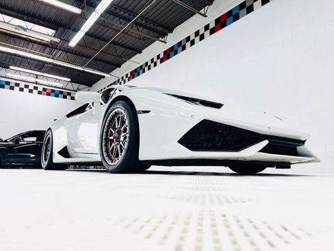 Used 2015 Lamborghini Huracan LP 610-4 AWD/4WD image 20