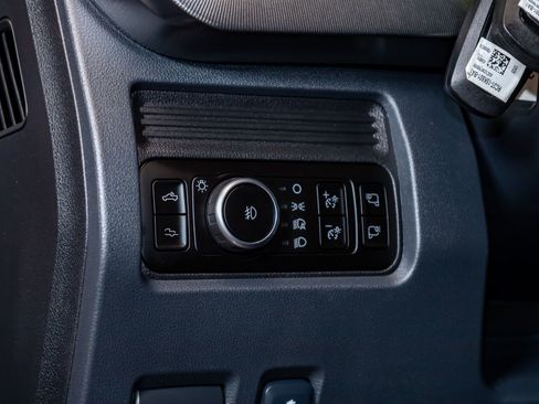 Used 2025 Ford F350 Platinum image 22