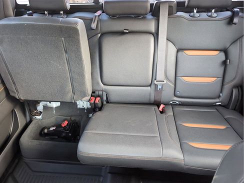 Used 2023 GMC Sierra 1500 AT4 w/ AT4 Premium Package image 28