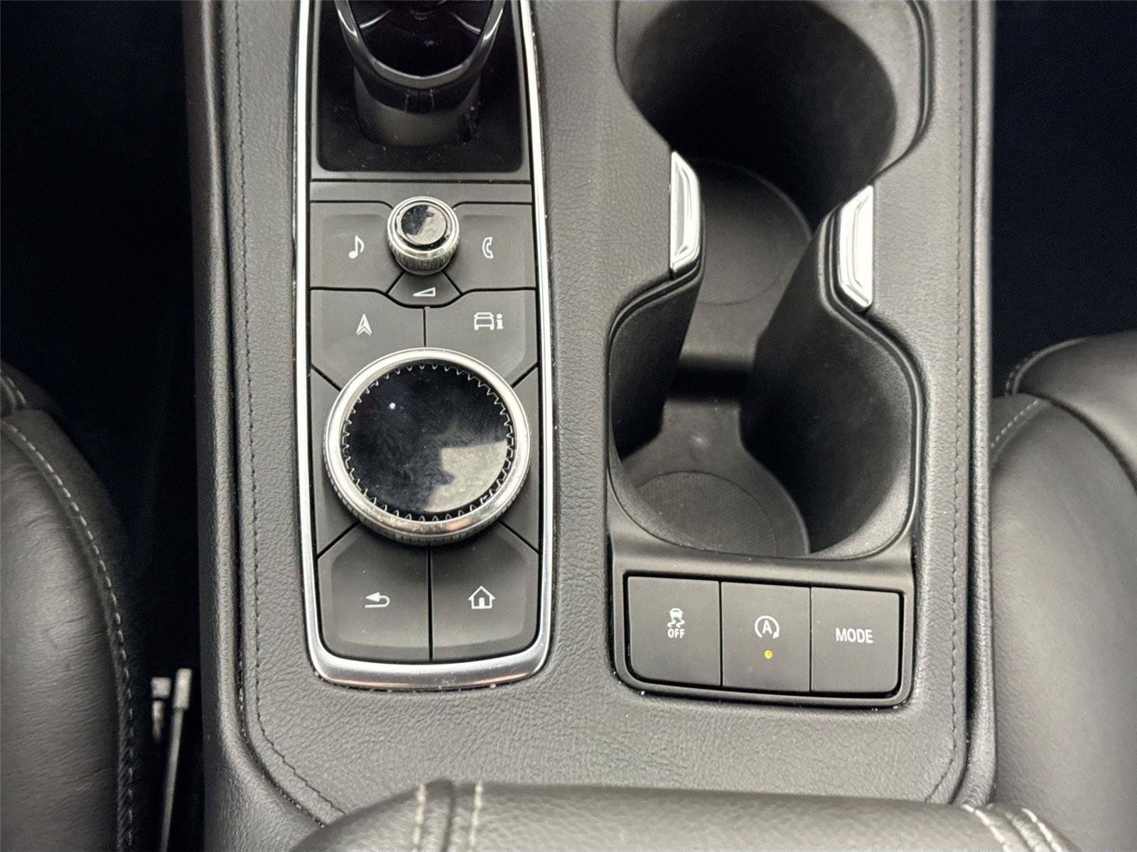 Used 2025 Cadillac XT4 Premium Luxury FWD image 26