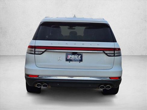 Used 2023 Lincoln Aviator Reserve w/ Equipment Group 201A image 6