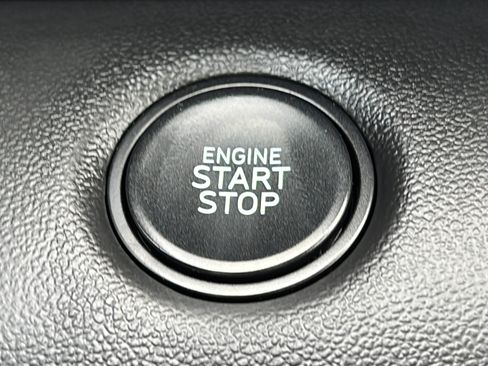 Certified 2025 Hyundai Elantra Sport FWD image 24