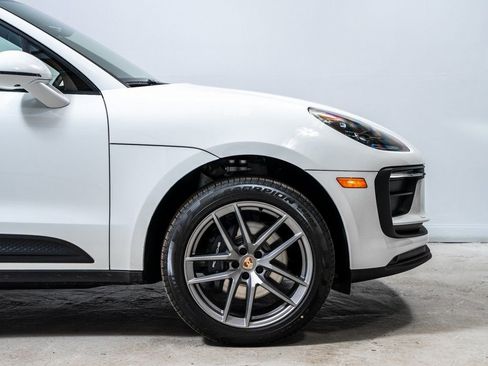 New 2026 Porsche Macan AWD/4WD image 12