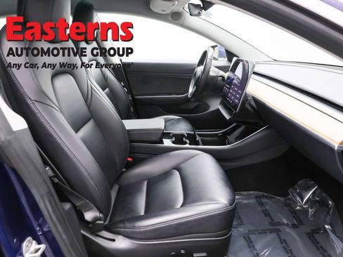 Used 2018 Tesla Model 3 Long Range image 21