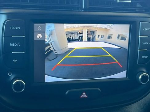 Used 2024 Kia Soul LX w/ Option Group 015 FWD image 23