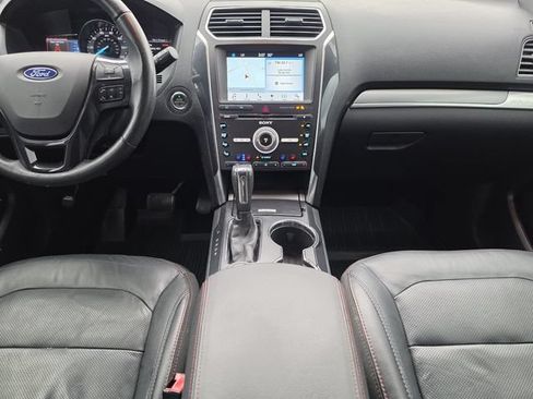 Used 2017 Ford Explorer Sport w/ Equipment Group 401A AWD/4WD image 26