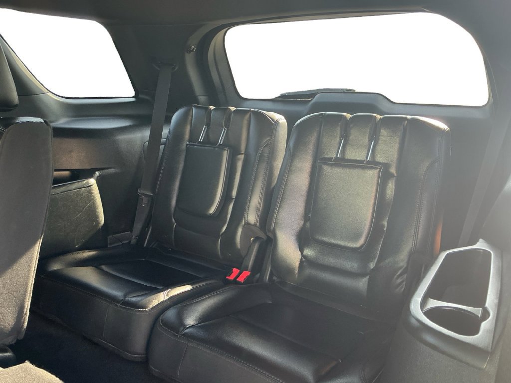 Used 2018 Ford Explorer XLT w/ Equipment Group 202A FWD image 21