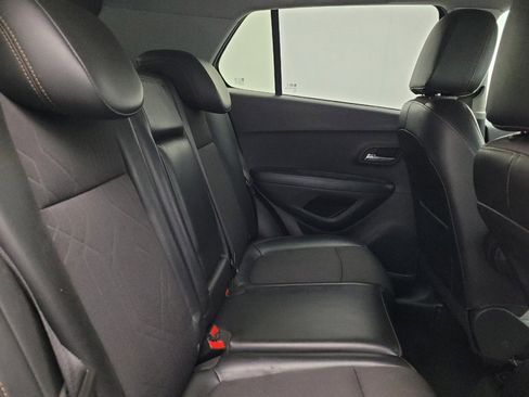 Used 2021 Chevrolet Trax LT image 19