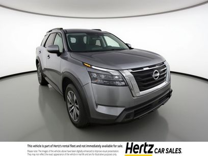 Used 2025 Nissan Pathfinder SV