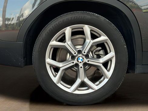 Used 2020 BMW X4 xDrive30i w/ Premium Package image 5