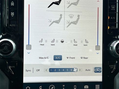 Used 2024 RAM 2500 Laramie w/ Night Edition image 20