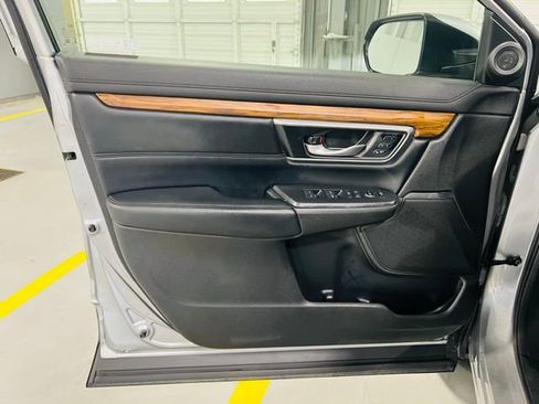Used 2022 Honda CR-V Touring image 26