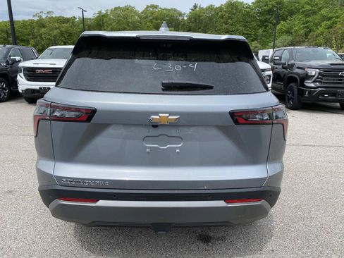 New 2026 Chevrolet Equinox LT w/ Convenience Package II AWD/4WD image 4