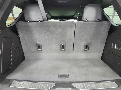 Used 2023 GMC Yukon Denali image 50