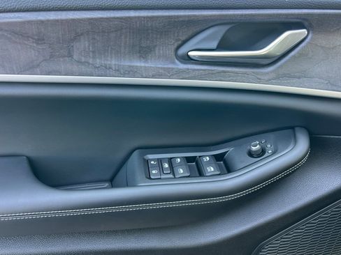 New 2026 Jeep Grand Cherokee L 4WD image 11