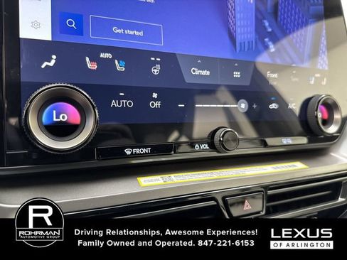 Used 2025 Lexus TX 500h AWD w/ Technology Package image 10