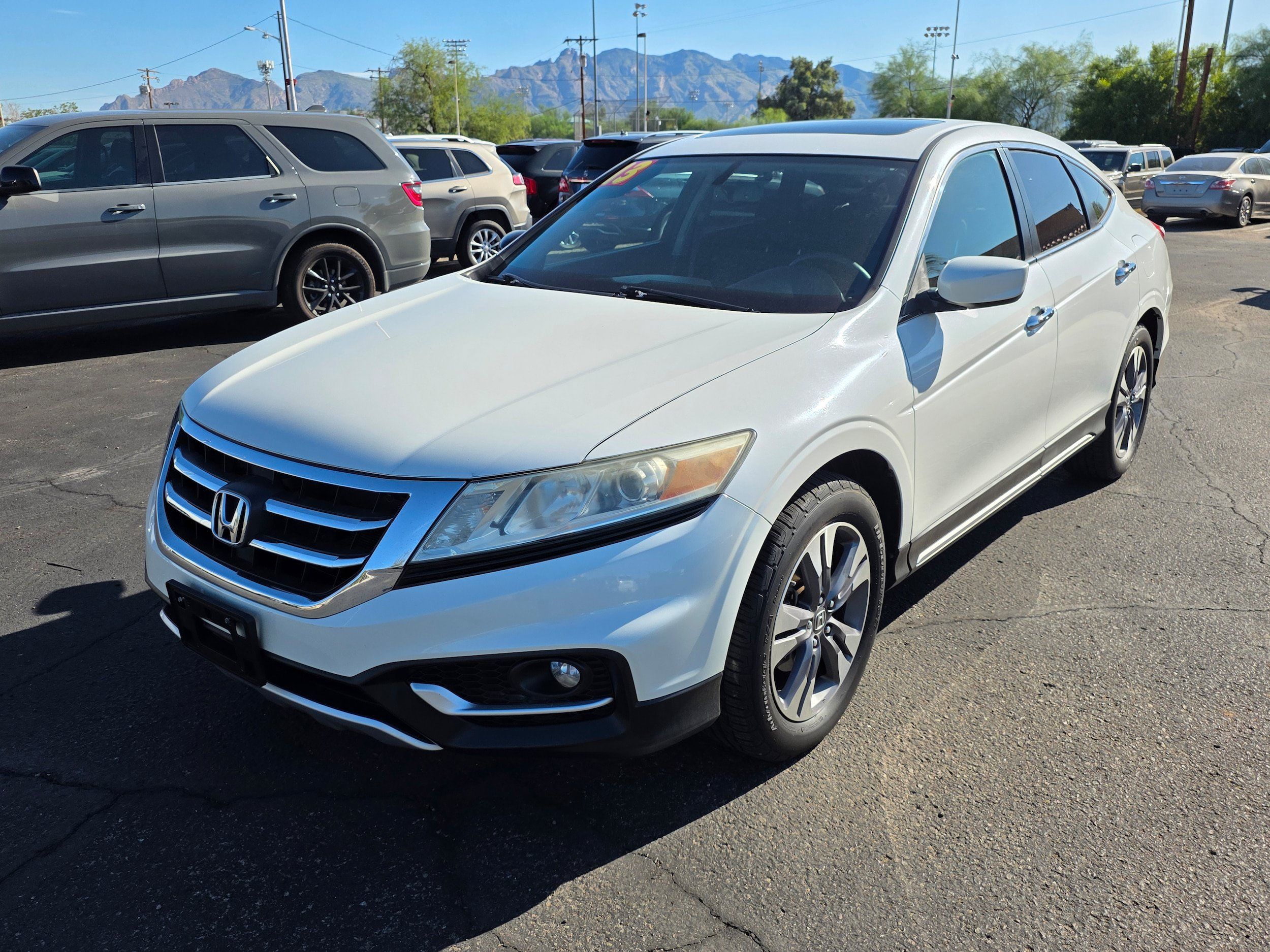 Used 2013 Honda Crosstour EX image 1