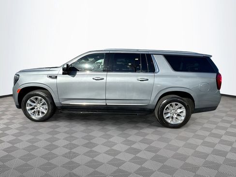 Used 2024 GMC Yukon XL Denali RWD image 9
