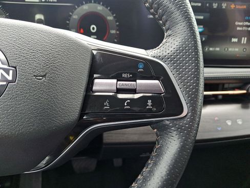 Used 2024 Nissan Ariya AWD image 20
