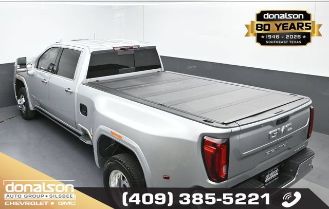 Used 2022 GMC Sierra 3500 Denali w/ Denali Ultimate Package AWD/4WD image 19