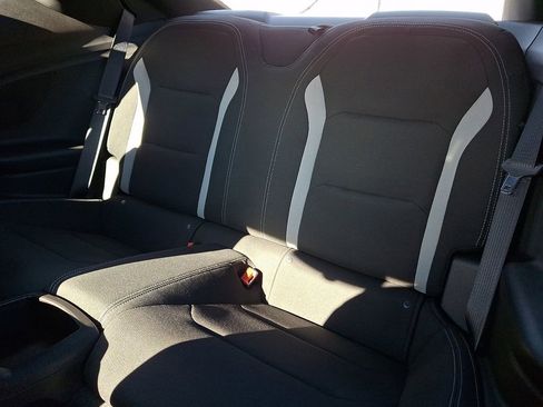 Used 2018 Chevrolet Camaro SS image 10