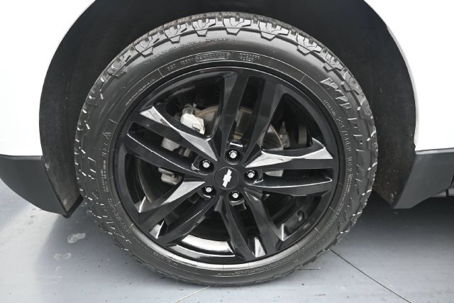 Used 2020 Chevrolet Equinox LT w/ Sport Edition AWD/4WD image 11