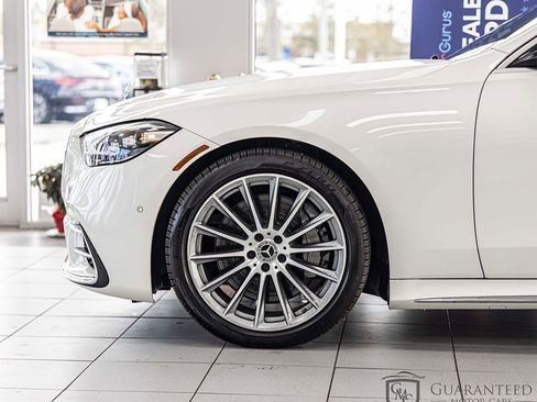 Used 2022 Mercedes-Benz S 500 4MATIC w/ AMG Line Package image 7