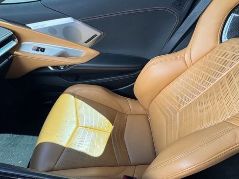 Used 2020 Chevrolet Corvette Stingray Preferred Cpe w/ 2LT Preferred Equipment Group image 18